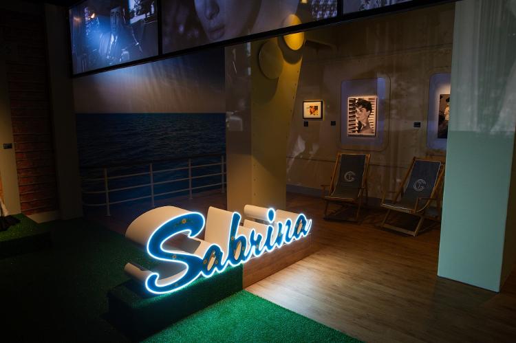 Há uma parte voltada para "Sabrina" na exposição